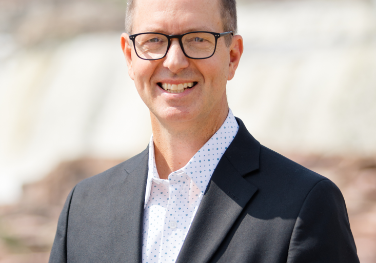 Erickson_headshot2_crop