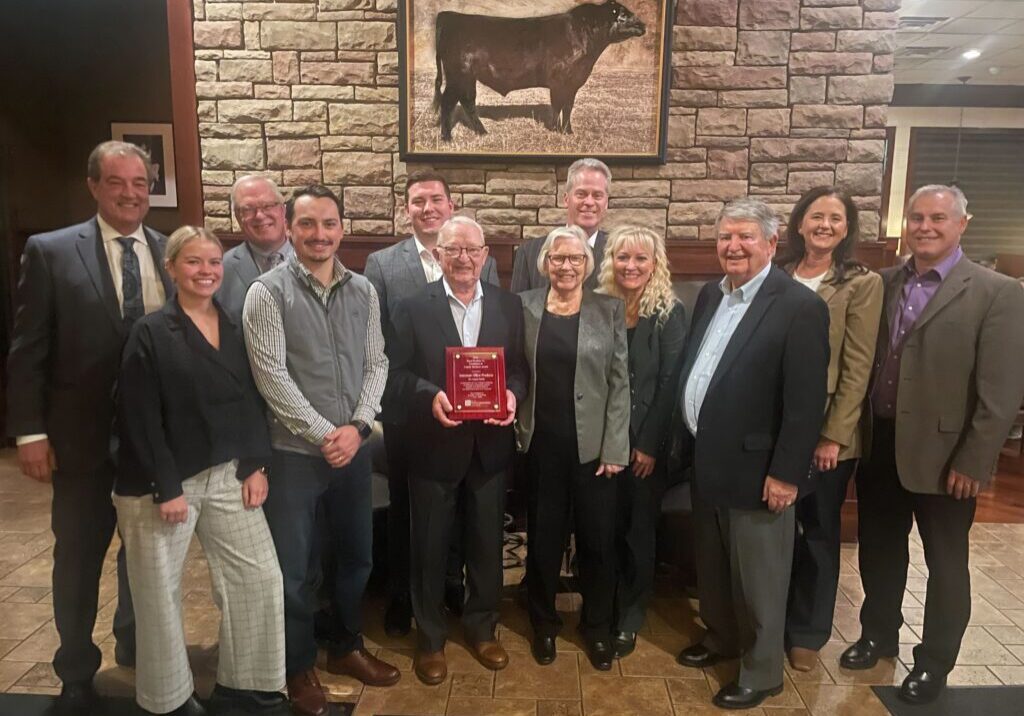 2024 recipient of the Boyd Hopkins Sr. Excellence in Family Business Award, the Gaspar Family of Interstate Office Products!